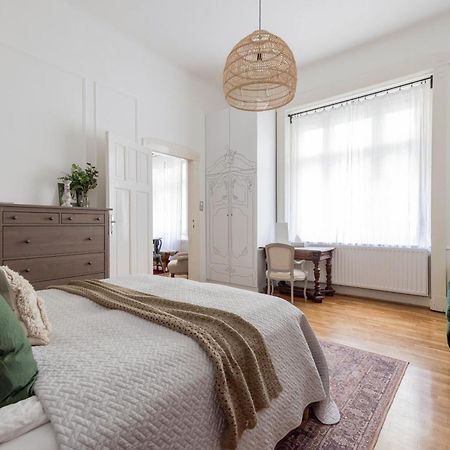 Charming And Unique Apartment With Balcony By The Great Synagogue Budapest Bagian luar foto