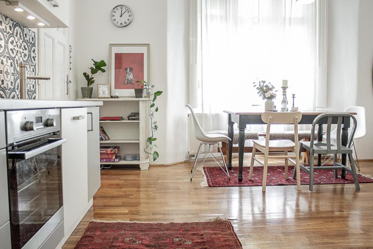 Charming And Unique Apartment With Balcony By The Great Synagogue Budapest Bagian luar foto