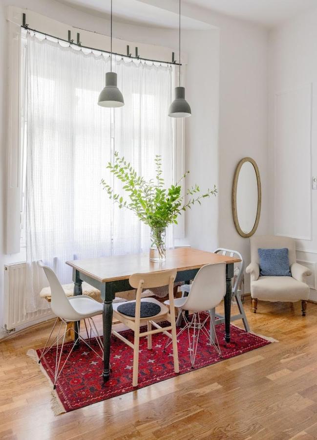 Charming And Unique Apartment With Balcony By The Great Synagogue Budapest Bagian luar foto